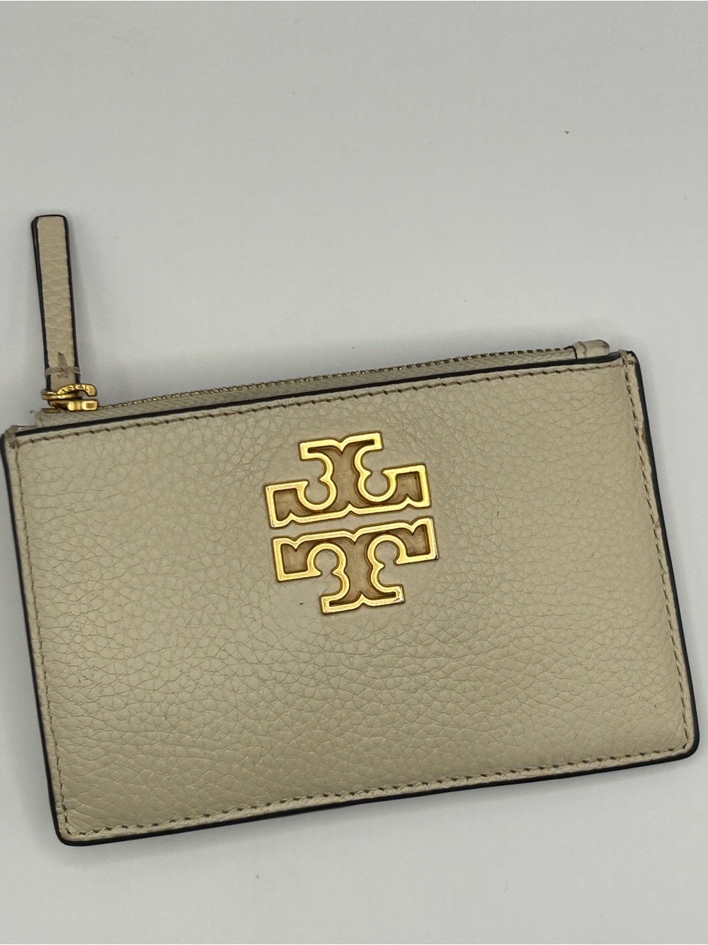 Tory Burch Britton Cream Pebbled Leather Zip Card Pouch with Gold Logo